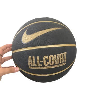 Used Nike Basketball Adult Indoor Black 29 1/2" 11479-S000406651