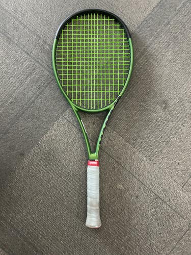 Used Wilson TEAM BLADE V8 16X18 280G Adult Tennis Racquet Green 4 3/8" 11614-S000223591