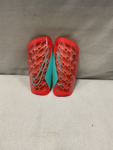 Used Nike Soccer Shin Guards Junior Red LG 11490-S000266470