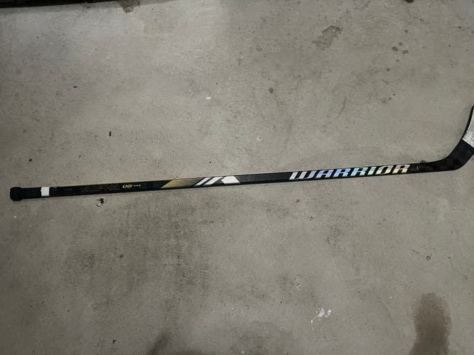 Warrior Novium 2 Pro Right Handed Hockey Stick-Dressed as LX2 Pro
