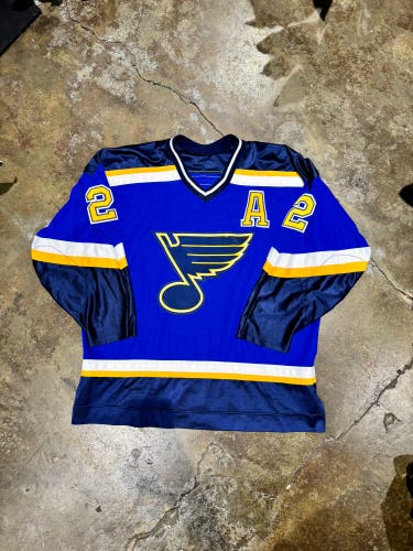 NHL St Louis Blues Al MacINNIS CCM Authentic Hockey Jersey SIZE 52