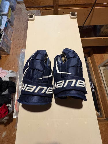Bauer Supreme Mach Gloves 13" (Used)