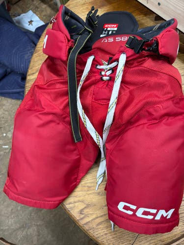 Junior Medium CCM Tacks AS 580 Hockey Pants (Used)