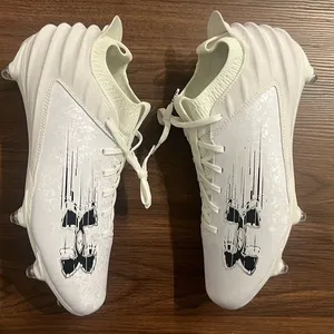 Under Armour Blur Smoke 2.0 Football Cleats 3027997-102 Size 14