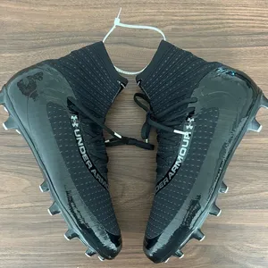 Size 10.5 Mens Under Armour UA Highlight 2.0 MC Knit Football Cleat 3027304-001