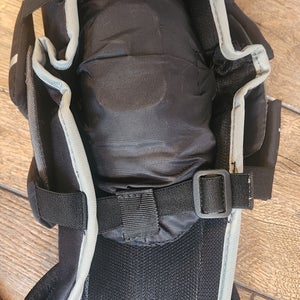 Large 2023 Bauer GSX Goalie Chest Protector Pro Stock (Used)