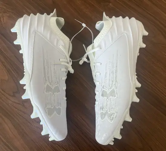 Under Armour Blur Smoke Suede 2.0 MC Football Cleats Men 3027978-101 Sz 8