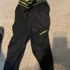 Unisex Small Goalie Bottom (Used)