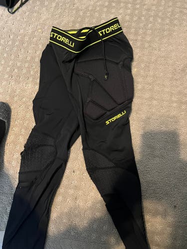 Unisex Small Goalie Bottom (Used)