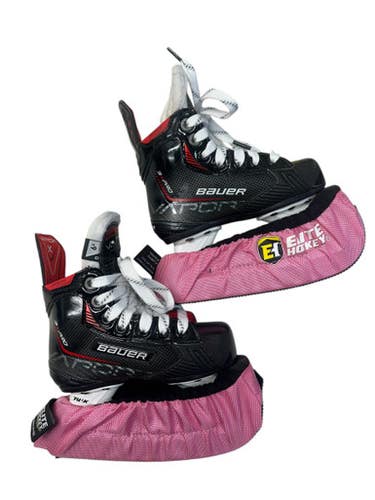 Used Bauer VAPOR 3X PRO Youth Hockey Skate Black And Red Youth 09.0 11835-S000199568