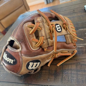 Wilson A2000 RH Baseball Glove 11.5" (Used)