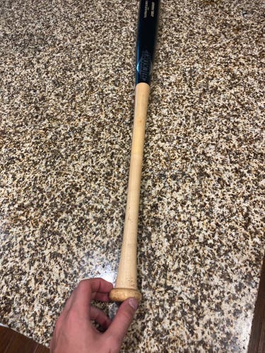 Old Hickory MT27 Maple BBCOR Certified Bat (-3) 29 oz 32" (Used)