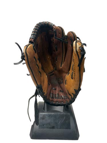 Used Wilson A0440FP115 RH Throw Fastpitch Gloves Brown 11 1/2" 11835-S000199348
