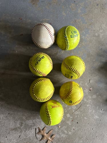 Softball 7 (Used)