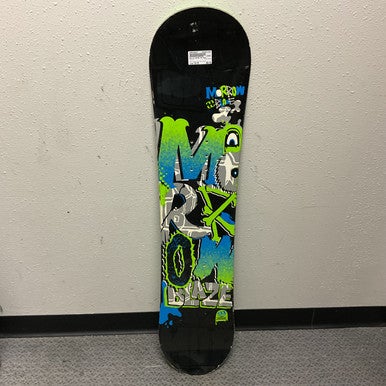 Used Morrow BLAZE Boys Snowboard Only Black And Neon Green 118 cm 11855-S000192537