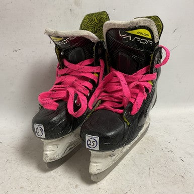 Used Bauer VAPOR 3X Junior Hockey Skate Junior 02.5 11855-S000192046