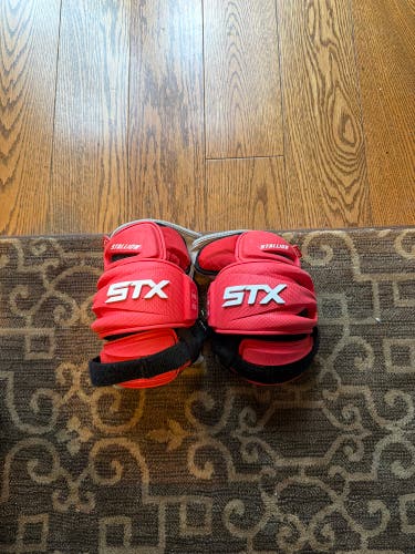 Red Large Adult STX Stallion 900 Arm Pads