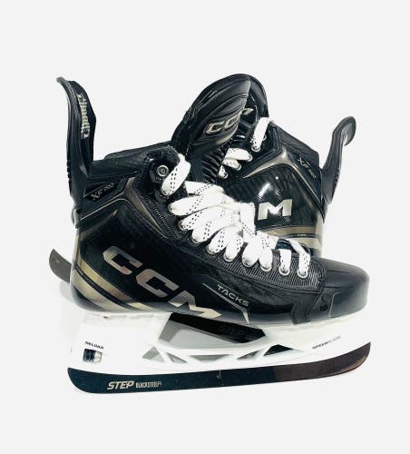 New CCM XF Pro (Pro Stock) Skates - Size 9R