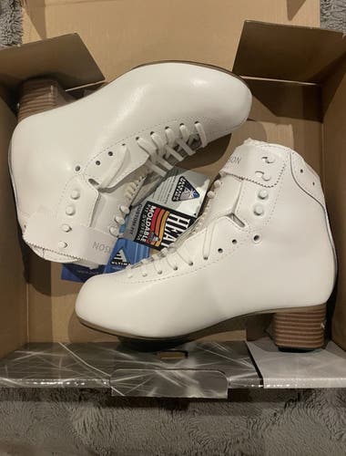 Jackson Ultima DJ5300 Figure Skate Boots 7W