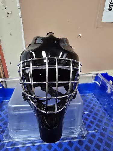 Large Hackva Goalie Mask (Used)