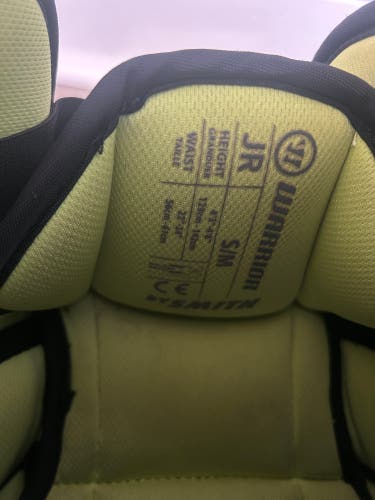 Junior Small Warrior Ritual x4 e+ Hockey Goalie Pants (Used)