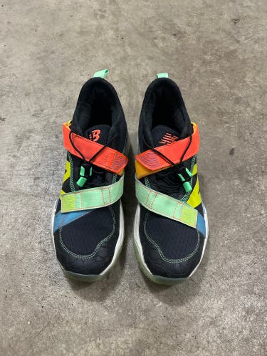 Black Men's Size M 8.0 (W 9.0) Adult New Balance Low Top Turf Cleats (Used)