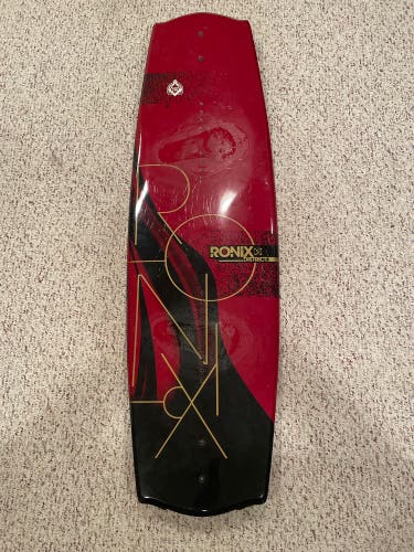 Ronix District 137 Wakeboard (Used)