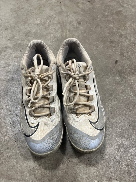 Gray Kid's 7Y (Big Kids / Youth) Youth Nike Low Top Molded Cleats (Used)