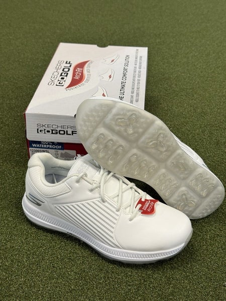 Skechers Women's Go Golf Elite 5 - GF  Spikeless  White/Silver Size 6.5 New
