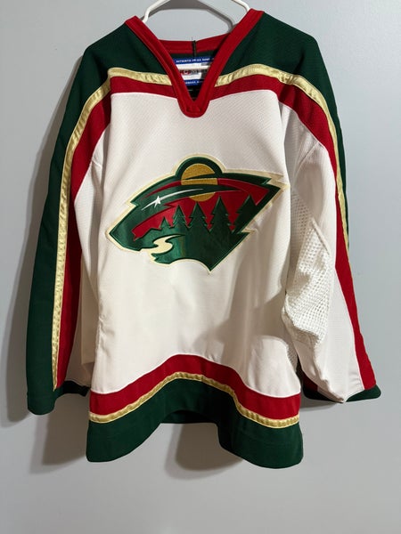 White Size 52 Men's CCM Jersey (Used)