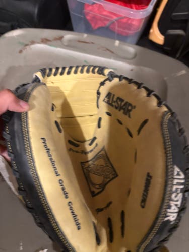 All Star RH Catcher's Glove 31.5" (Used)
