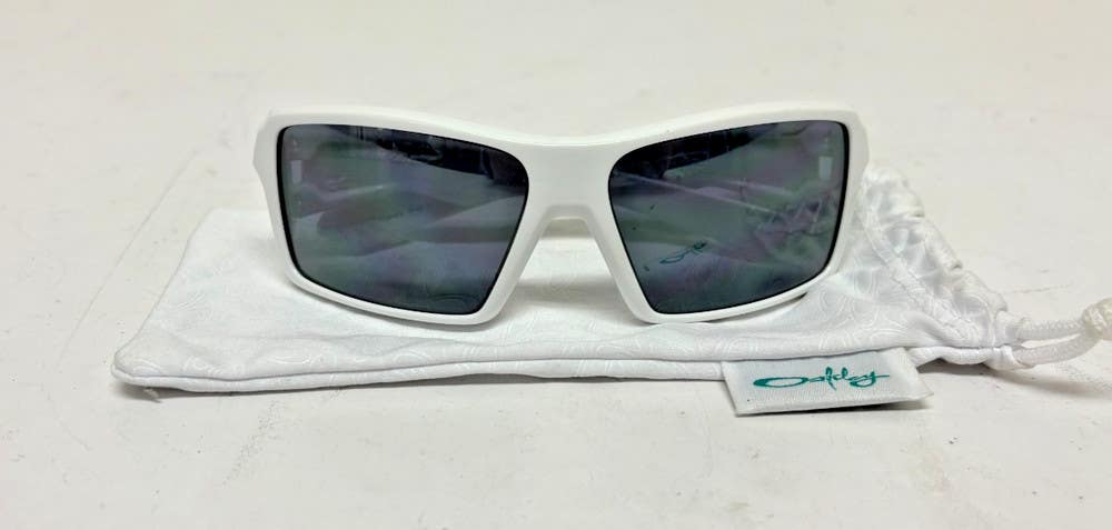 Oakley Eyepatch White Wrap Sunglasses Gray Lenses Oakley Microfiber Bag GREAT