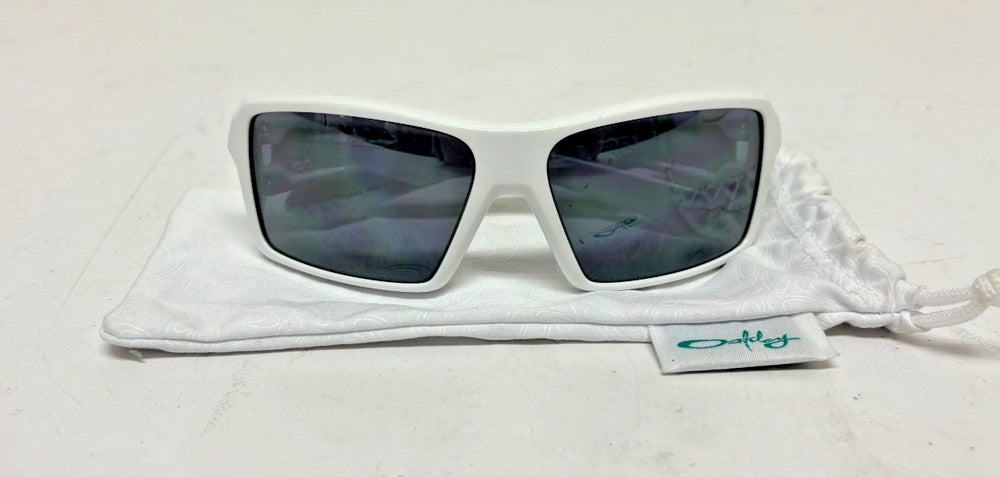 Oakley Eyepatch White Wrap Sunglasses Gray Lenses Oakley Microfiber Bag GREAT