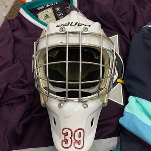Senior 2022 Large Bauer 940 Goalie Mask
