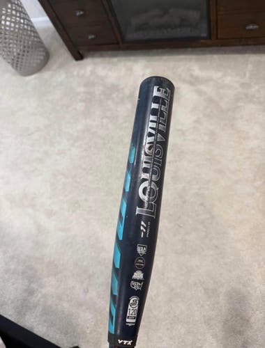 2025 Louisville Slugger Kryo Composite Bat (-11) 19 oz 30" (Used)