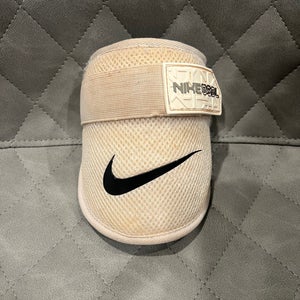 Nike Baseball Diamond Batter's Elbow Guard Adult White/Black