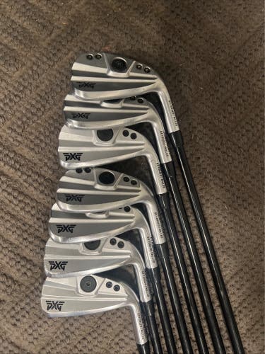 Men's 2021 PXG 0311P Right Handed Iron Set Regular Flex (7 Clubs) #5 - #9, PW, GW Graphite Shaft (Us