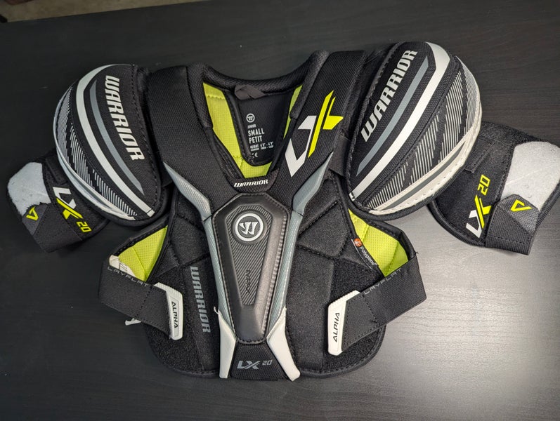 Small Junior Warrior ALPHA LX 20 Shoulder Pads (Used)