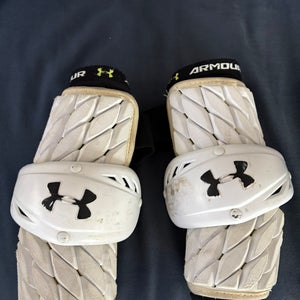 Medium Adult Under Armour VFT Arm Pads (Used)