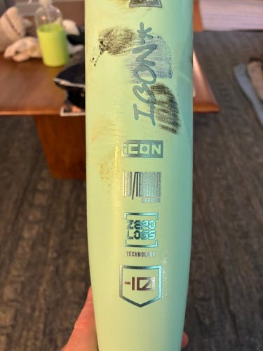 2026 Rawlings Icon Composite USSSA Certified Bat (-10) 21 oz 31" (Used)