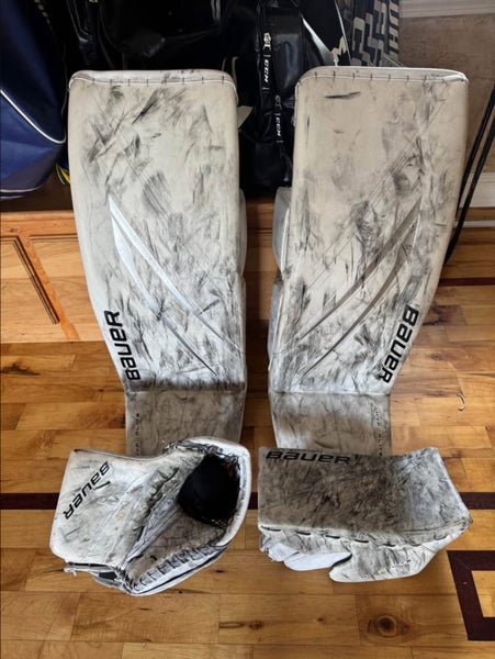 34" 2024 Bauer Hyperlite 2 Regular Goalie Full Set (Used)