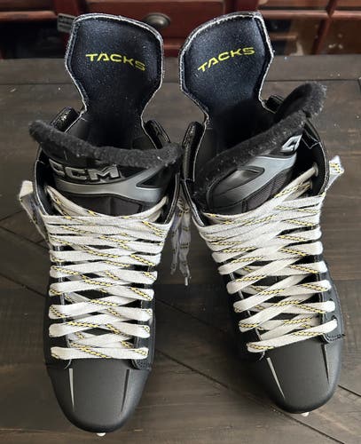 2024 CCM Tacks XF 70 Hockey Skates Wide Width 8 (Used)