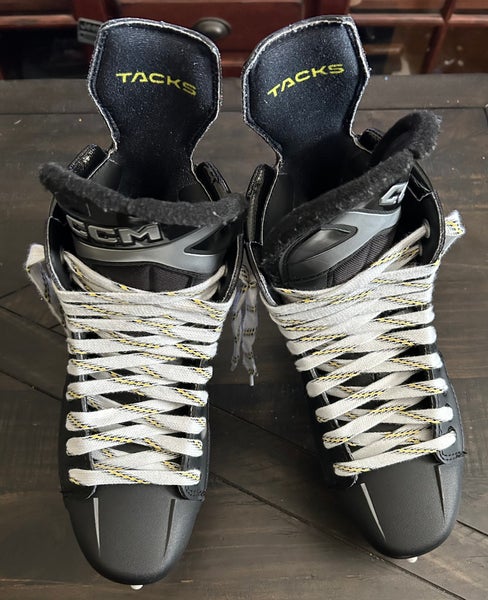 2024 CCM Tacks XF 70 Hockey Skates Wide Width 8 (Used)