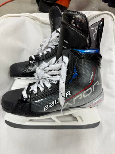 RARE Game used Cole Caulfield - “ELOC” Bauer Vapor Hyperlite 2 Skates (Masked) Pro Stock 7.5 (Use