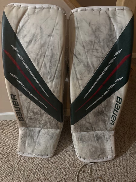 Large 2021 Bauer Hyperlite Goalie Leg Pads Pro Stock (Used)