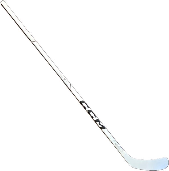 Single-CCM Trigger 9 Pro White RH 75 Flex P29 Hockey Stick (New)