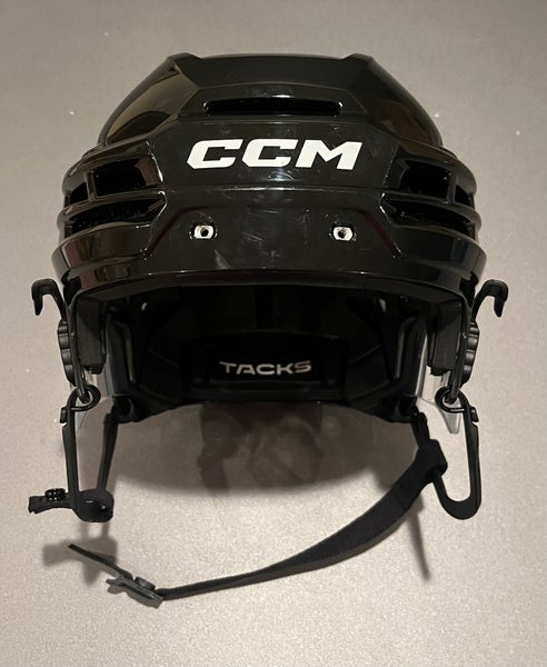 Medium CCM Tacks 720 Helmet (New) black