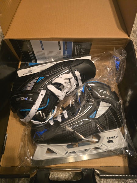 True Catalyst 5X4 Hockey Goalie Skates Regular Width 7.5 (New)