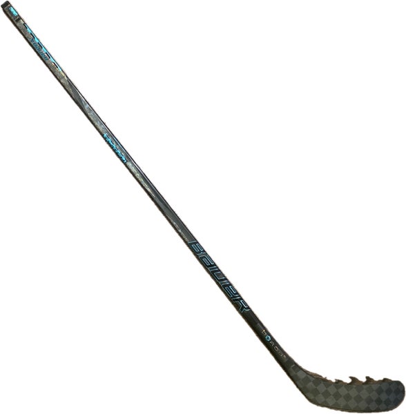 Single-Bauer Twitch RH 77 Flex P28 Hockey Stick(New)