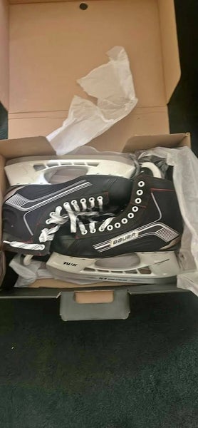 Bauer Vapor Hockey Skates 13 (New)